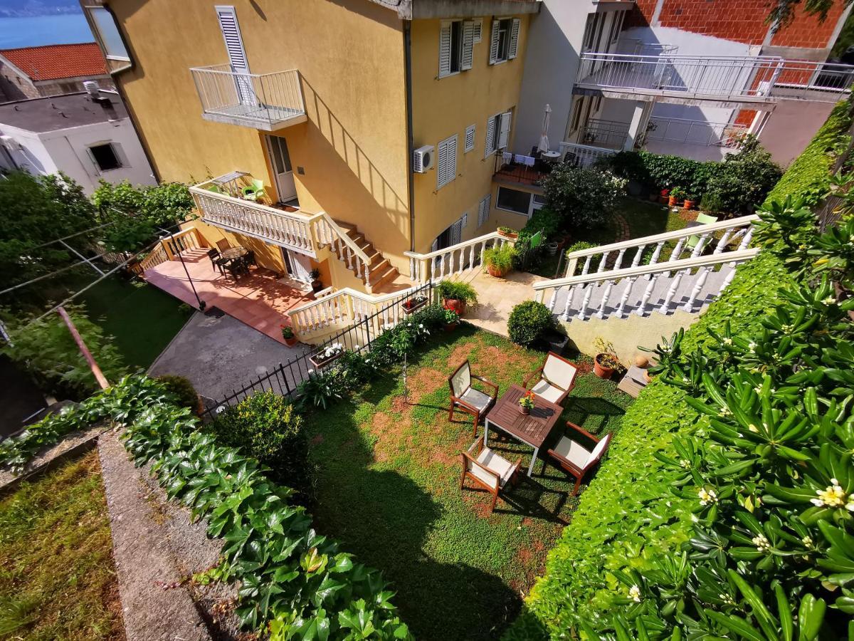 Apartments Vila Andja Sveti Stefan Exteriér fotografie